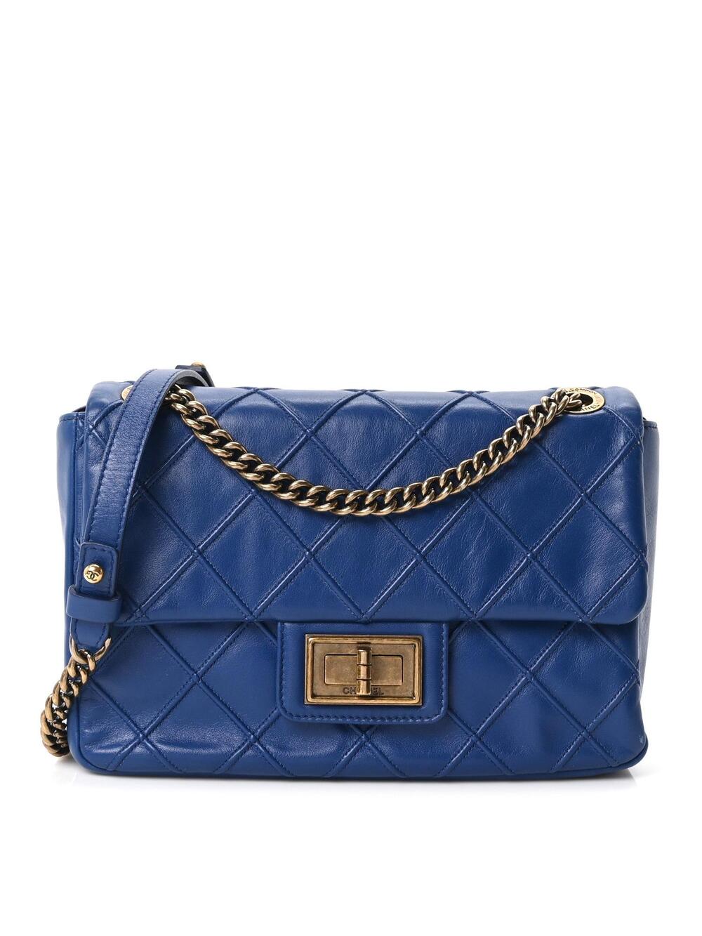 Chanel Calfskin Diamond Debossed Medium #334142C18B